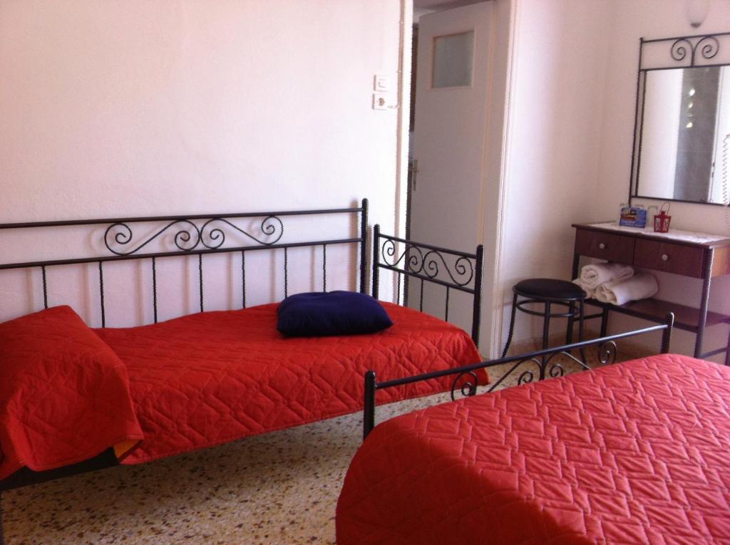 Oasis Hotel Theodoros & Litsa Galaris Agia Marina  Room photo