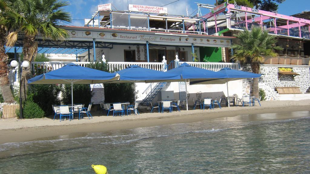 Oasis Hotel Theodoros & Litsa Galaris Agia Marina  Exterior photo