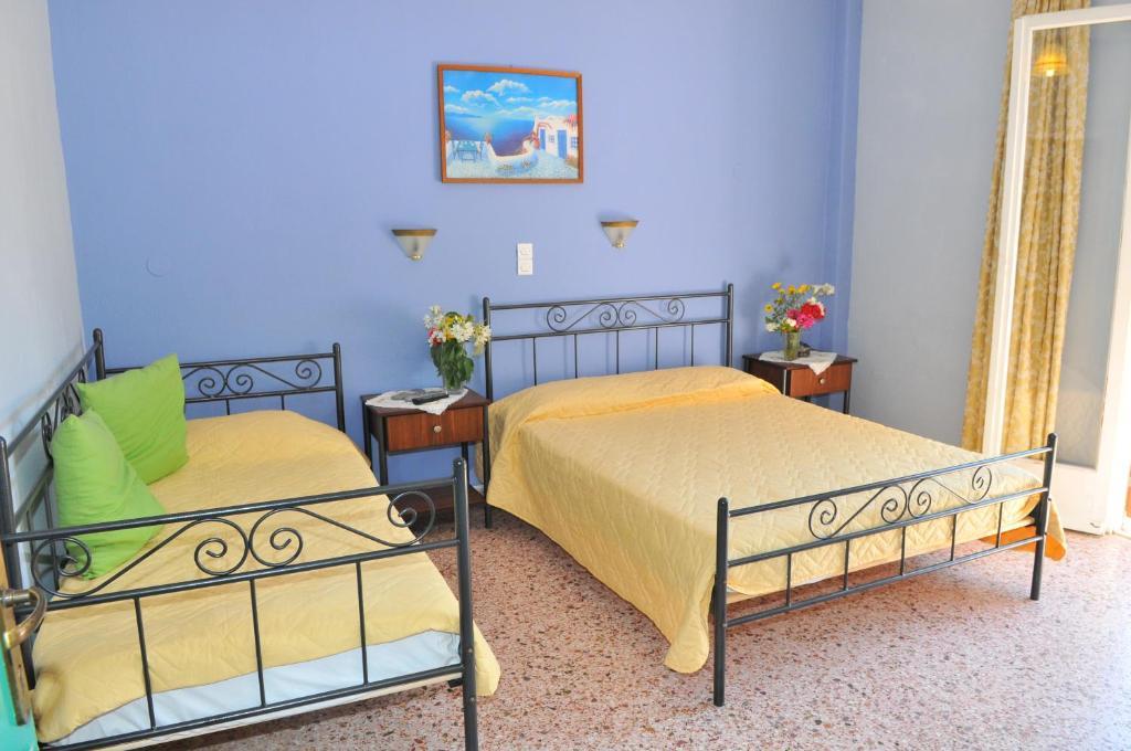 Oasis Hotel Theodoros & Litsa Galaris Agia Marina  Room photo