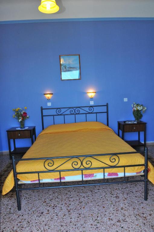 Oasis Hotel Theodoros & Litsa Galaris Agia Marina  Exterior photo