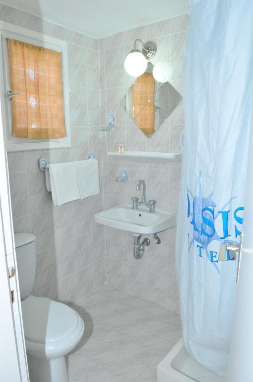 Oasis Hotel Theodoros & Litsa Galaris Agia Marina  Exterior photo